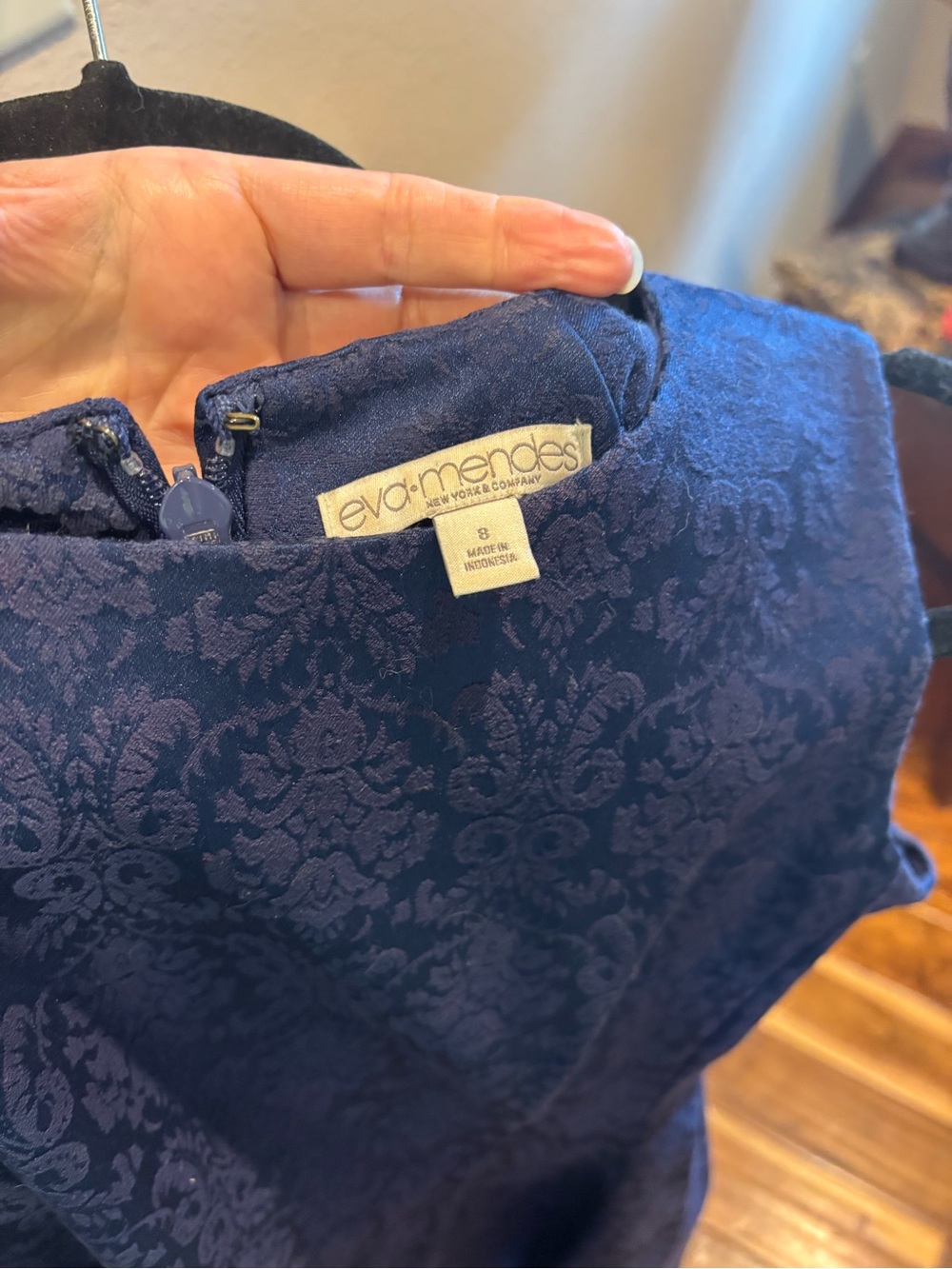 eva mendes for New York & Company Navy Textured Jacquard Tunic Top